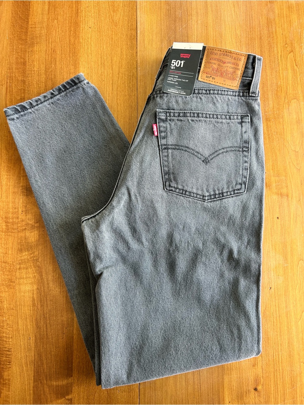 Levi's 501 ‘81 Women's Jeans in Gray